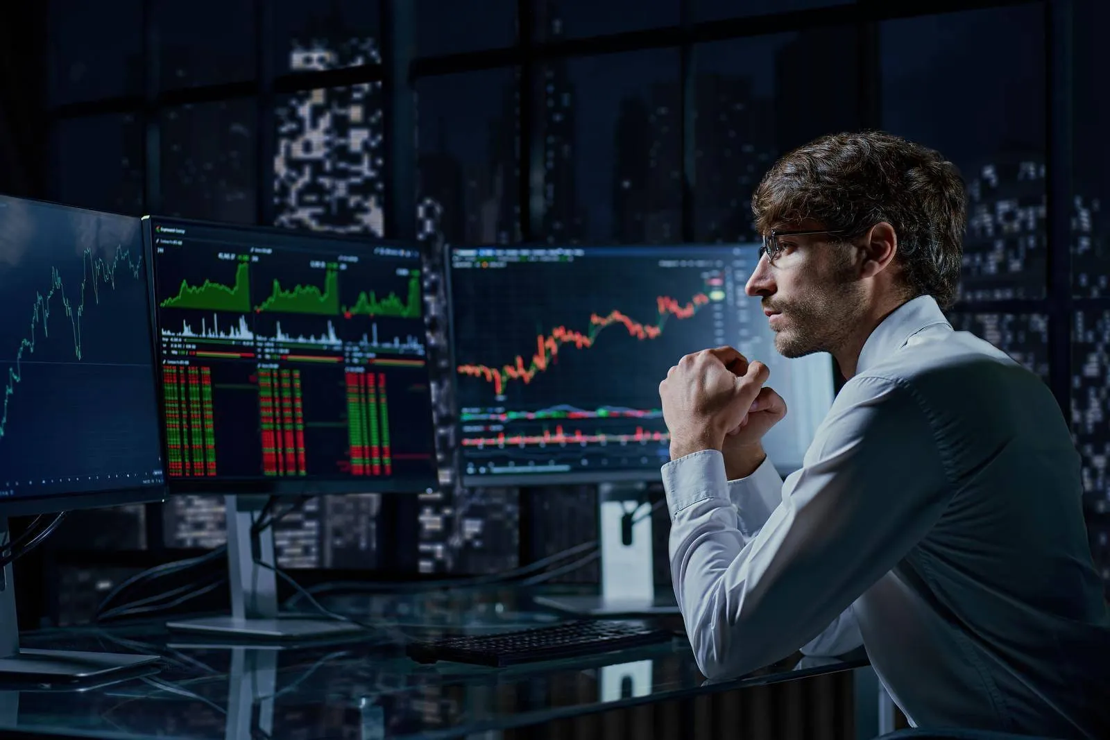 Best Crypto Price Predictions: Insightful Forecasts for Crypto Prices in 2023, 2025, and 2030 7 Business Man Looking At The Charts Of The Stock Market Of Cryptocurrencies On The PC Screen